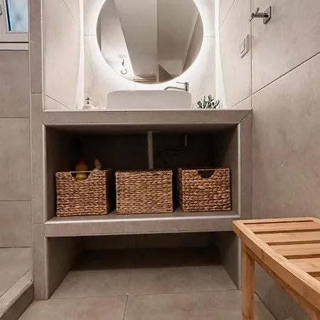 Irya Minimal וולוס
